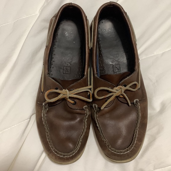 Clarks Chukkas - Picture 3 of 4